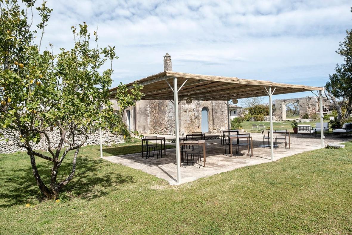 Masseria Berzario Melendugno Eksteriør bilde
